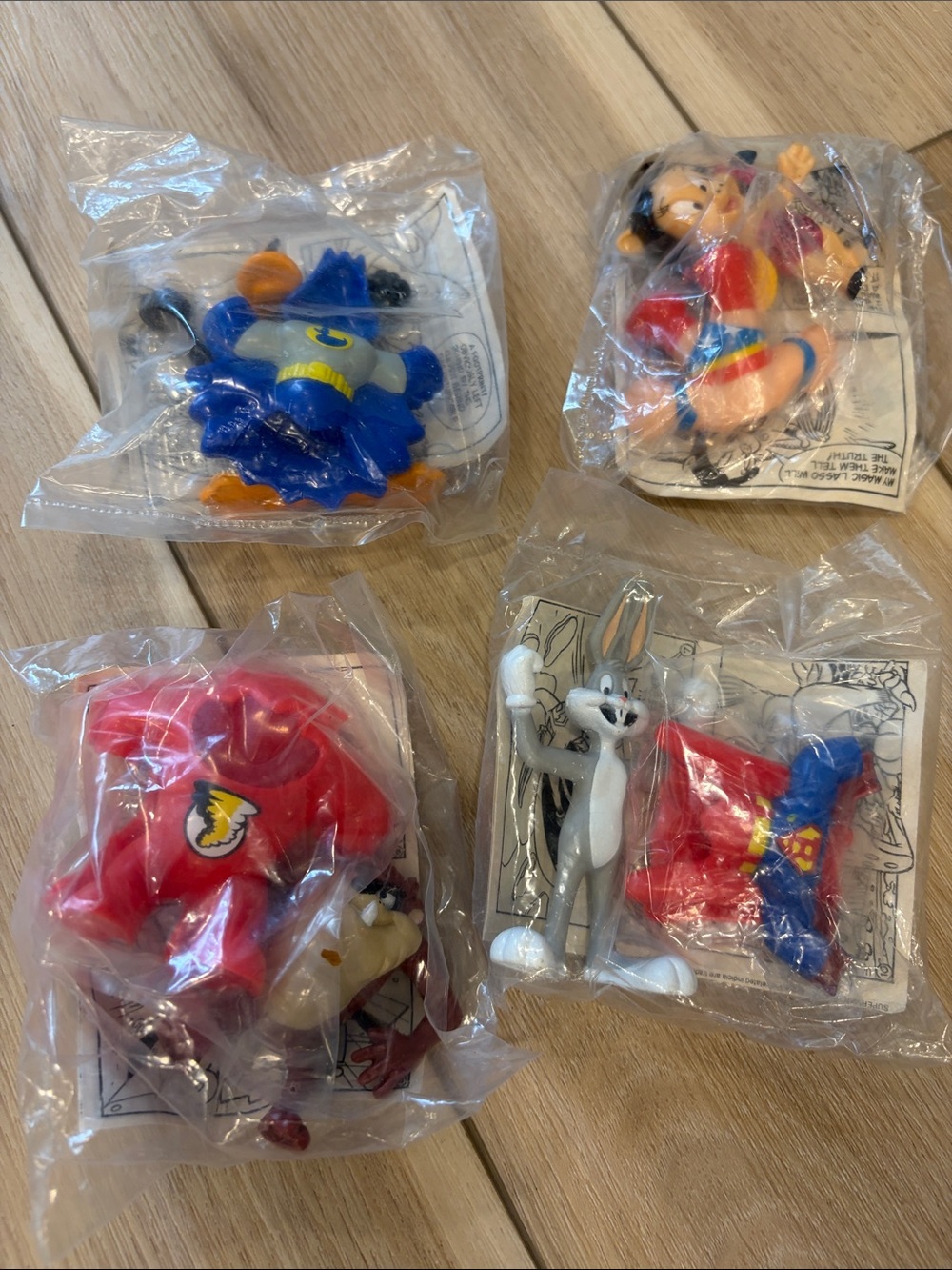 Vintage Looney Tunes Collectors Warner Bros. Mini Figure Set